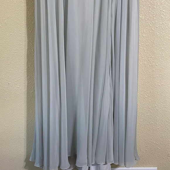 NWT Mac Duggal Blue Embellished Cap Sleeve Bodice Flowy Gown 79365 Size 14 - Picture 6 of 16